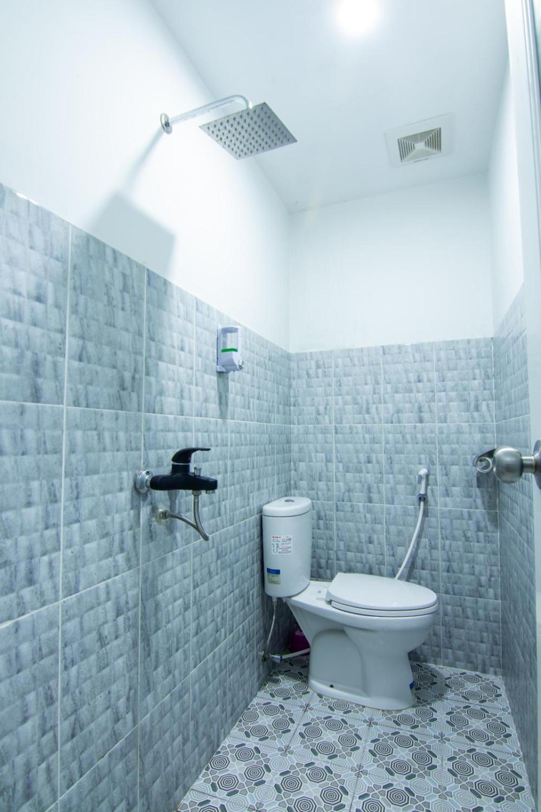 Kareem Syariah Hostel 부키팅기 외부 사진